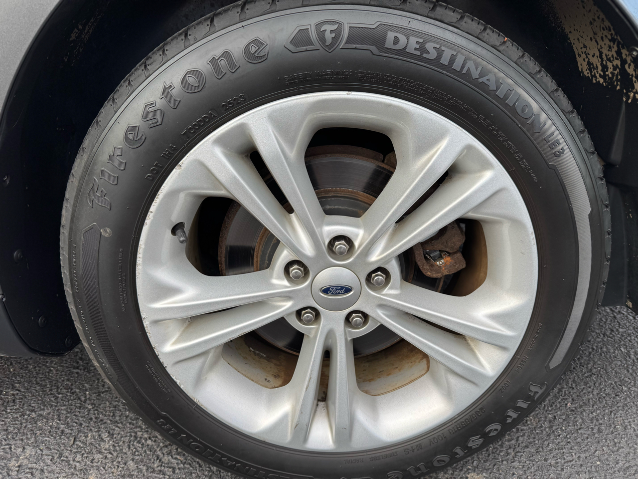 Ford Taurus SEL AWD 2018