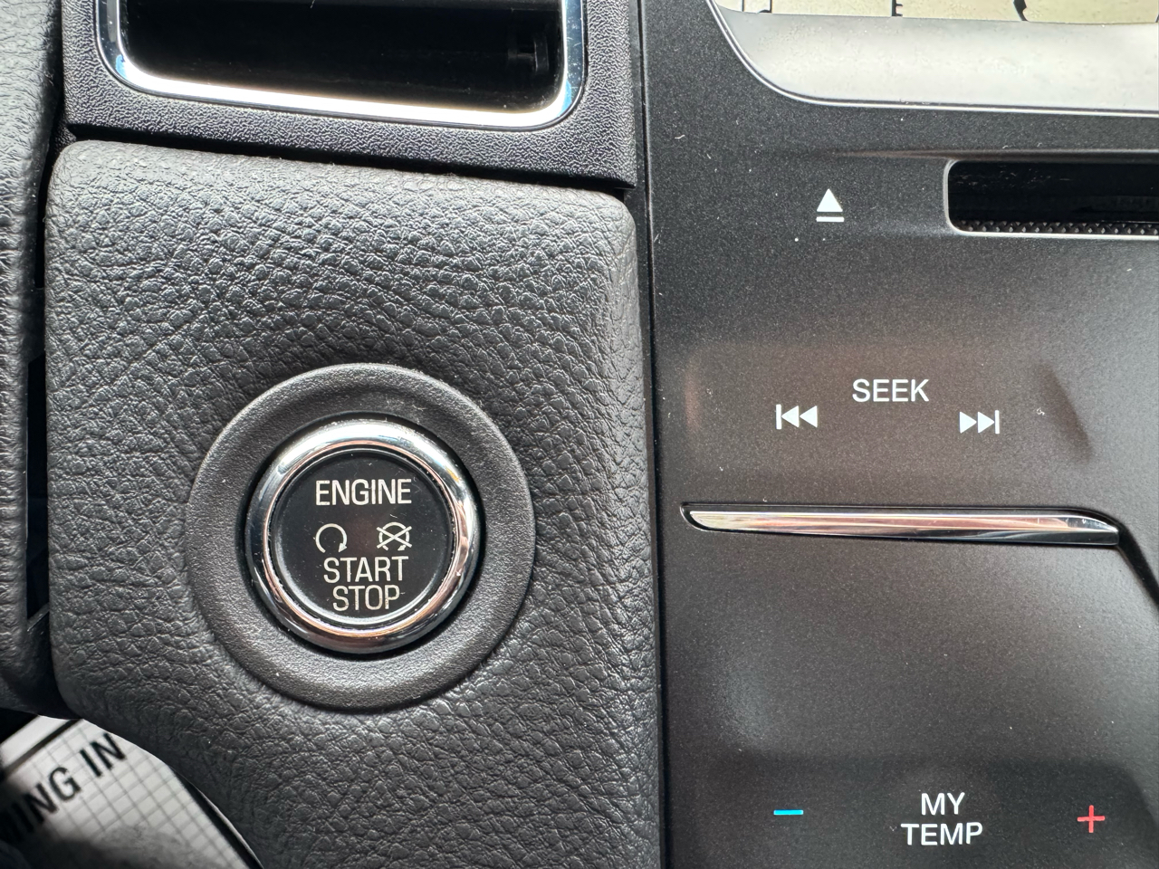 Ford Taurus SEL AWD 2018