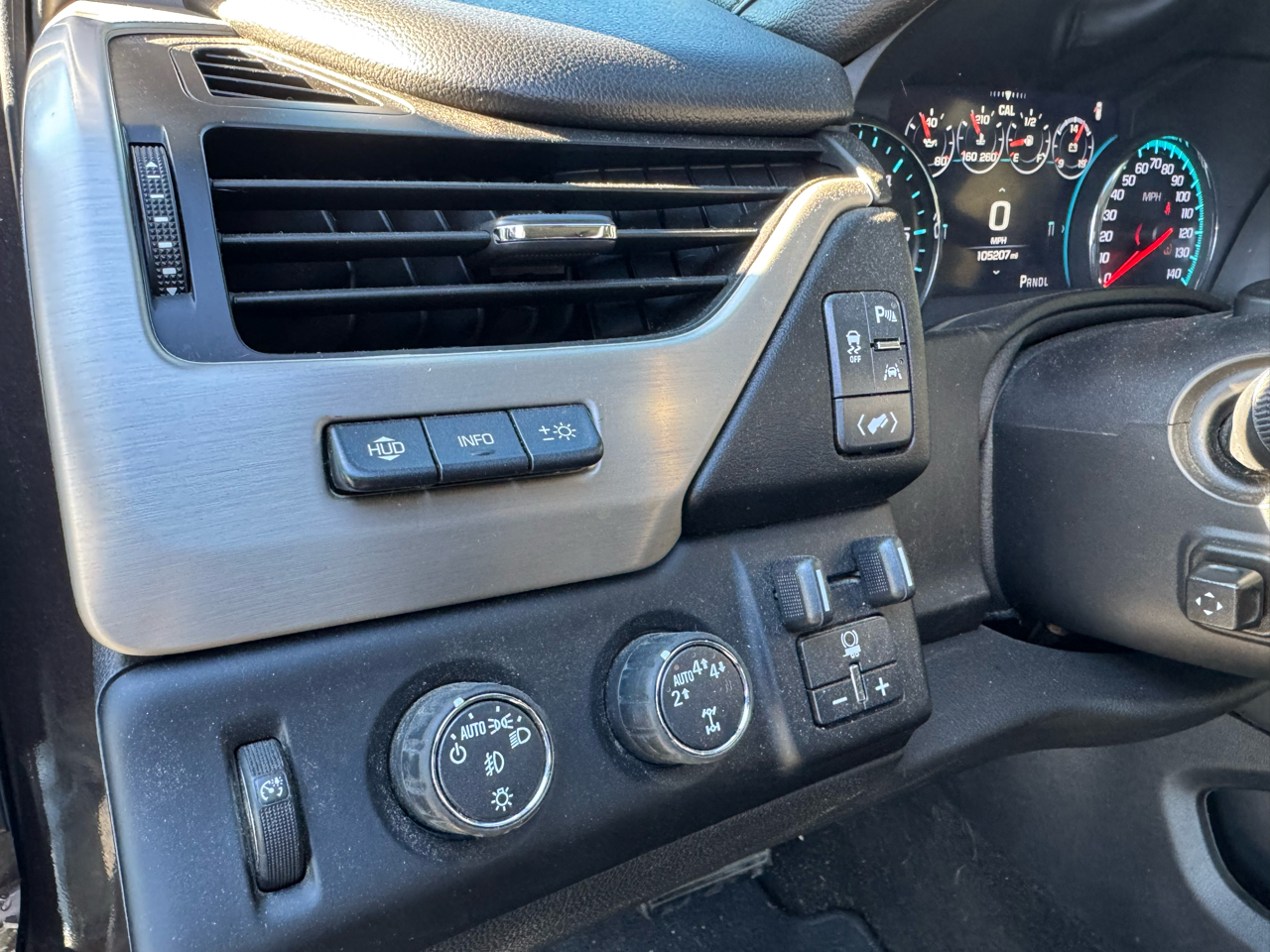 GMC Yukon 4WD 4dr Denali 2017