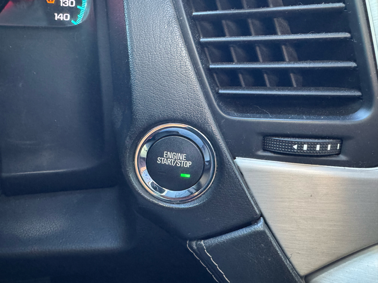 GMC Yukon 4WD 4dr Denali 2017