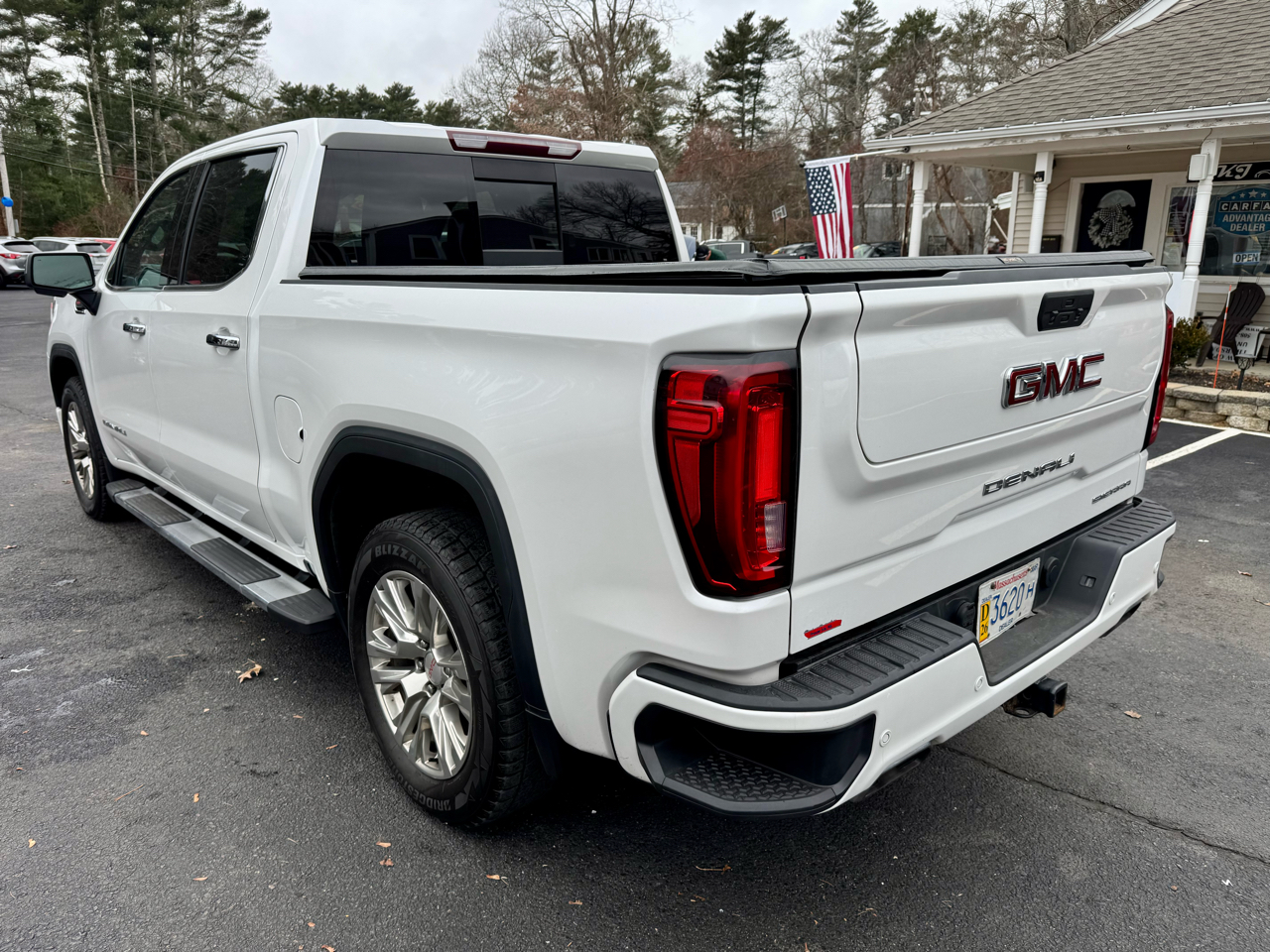 GMC Sierra 1500 4WD Crew Cab 147" Denali 2020