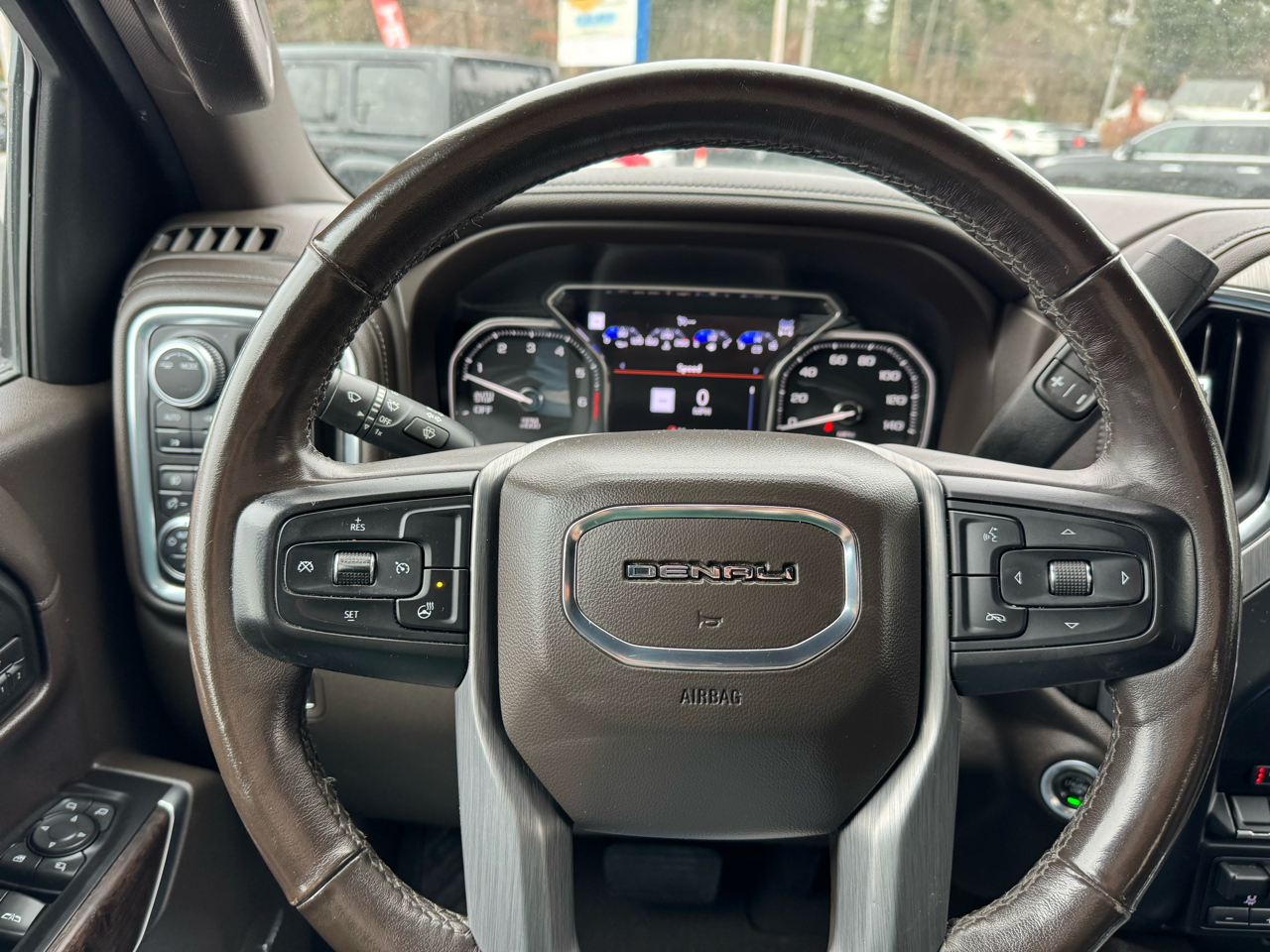 GMC Sierra 1500 4WD Crew Cab 147" Denali 2020