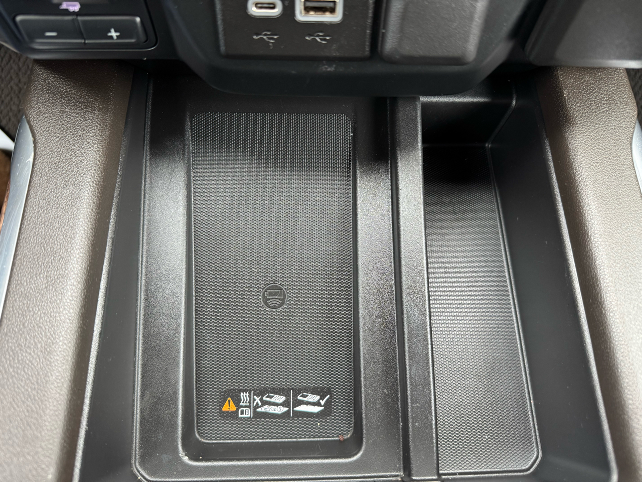 GMC Sierra 1500 4WD Crew Cab 147" Denali 2020