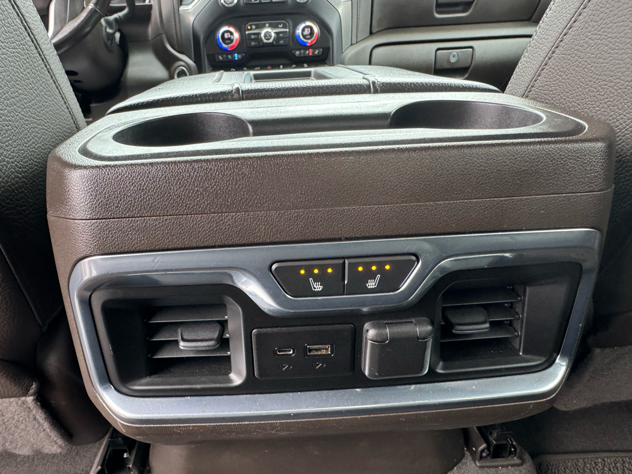 GMC Sierra 1500 4WD Crew Cab 147" Denali 2020