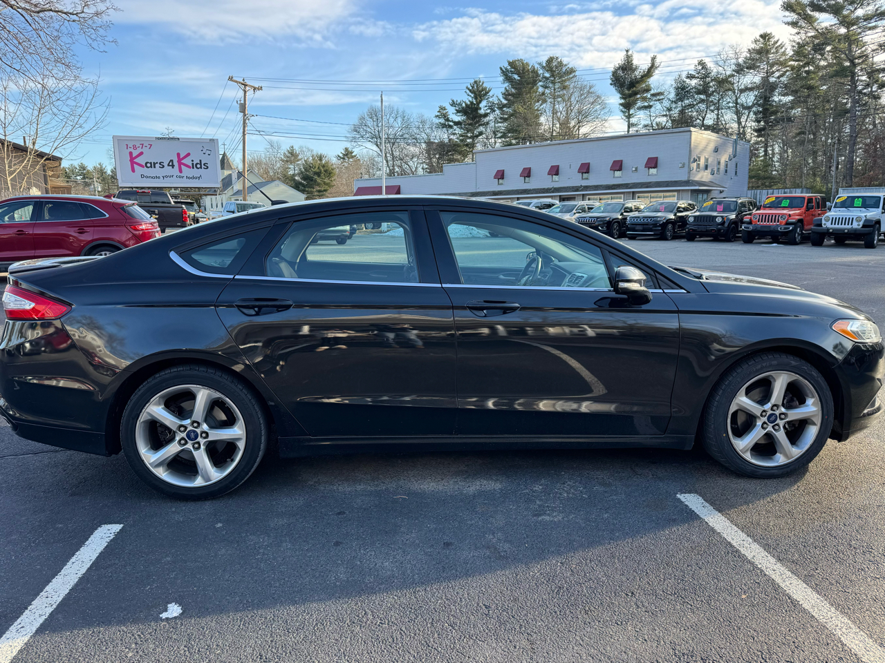 Ford Fusion 4dr Sdn SE FWD 2014