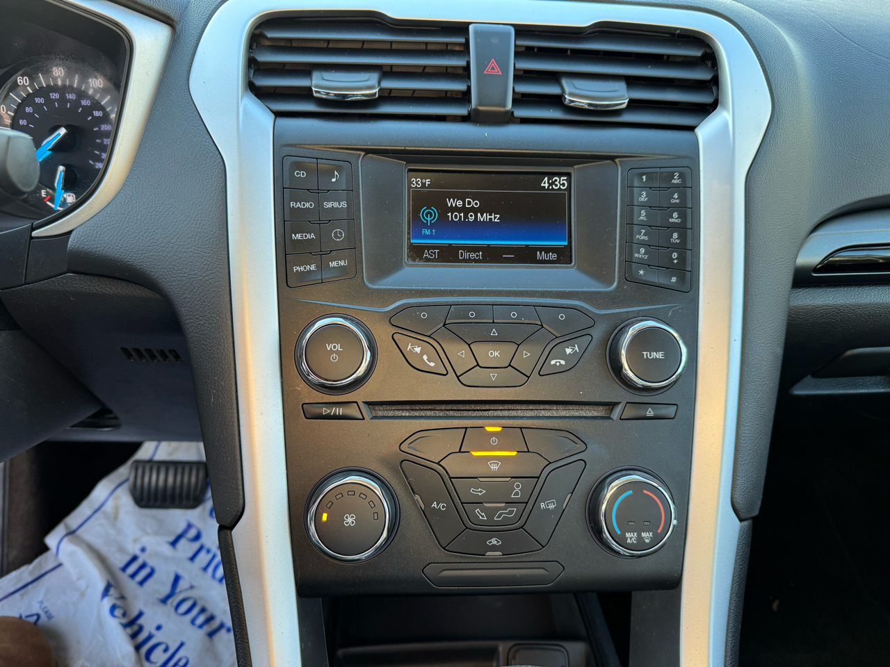 Ford Fusion 4dr Sdn SE FWD 2014