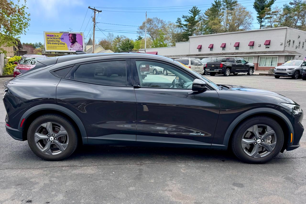 Ford Mustang Mach-E Select AWD 2022