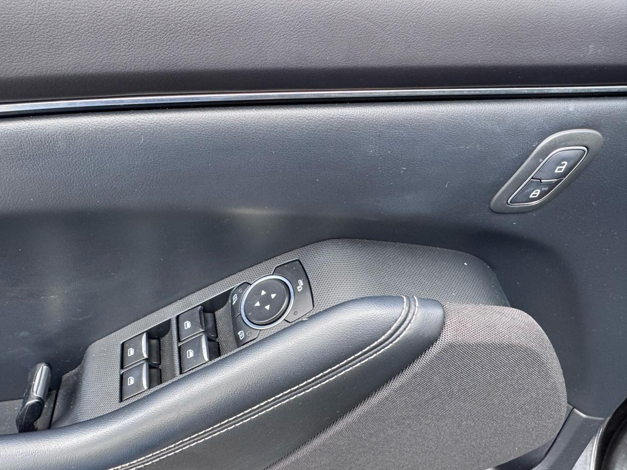 Ford Mustang Mach-E Select AWD 2022