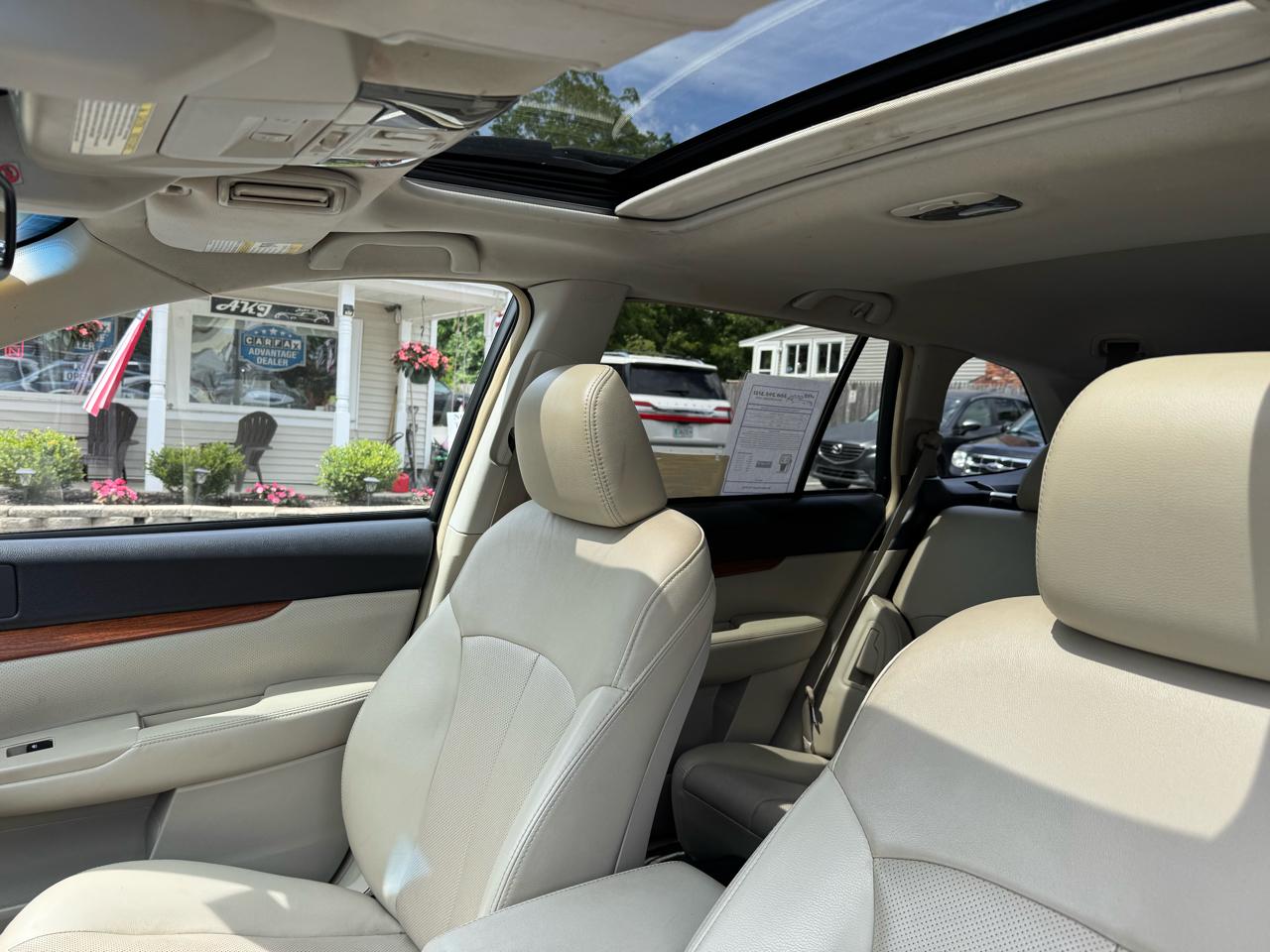 Subaru Outback 4dr Wgn H6 Auto 3.6R Limited 2014