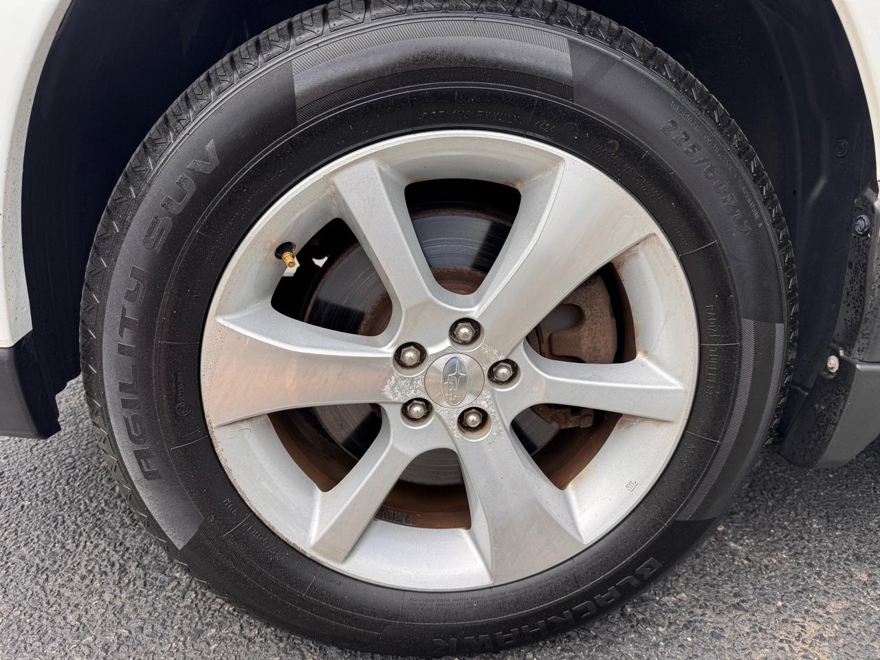 Subaru Outback 4dr Wgn H6 Auto 3.6R Limited 2014