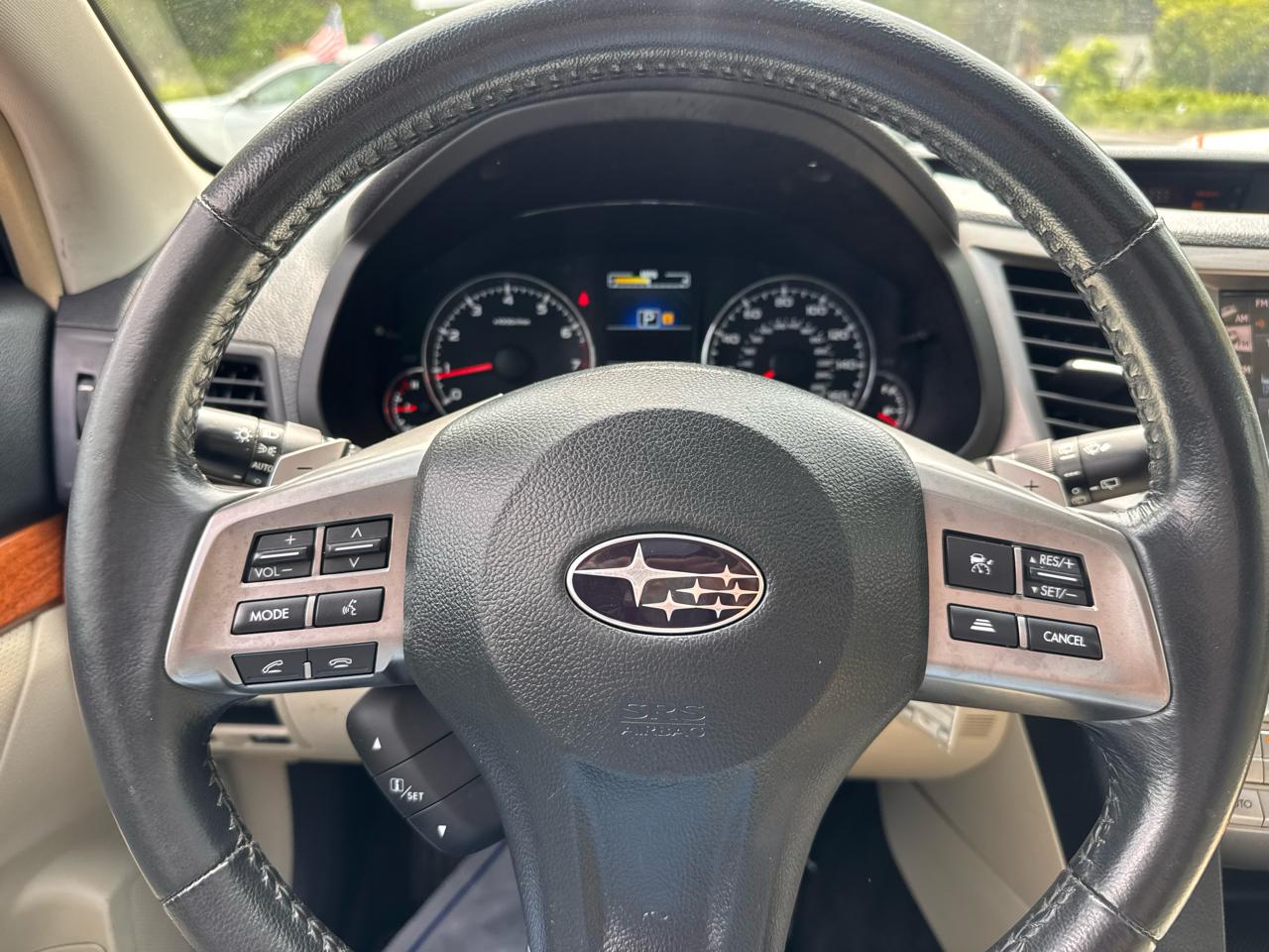 Subaru Outback 4dr Wgn H6 Auto 3.6R Limited 2014