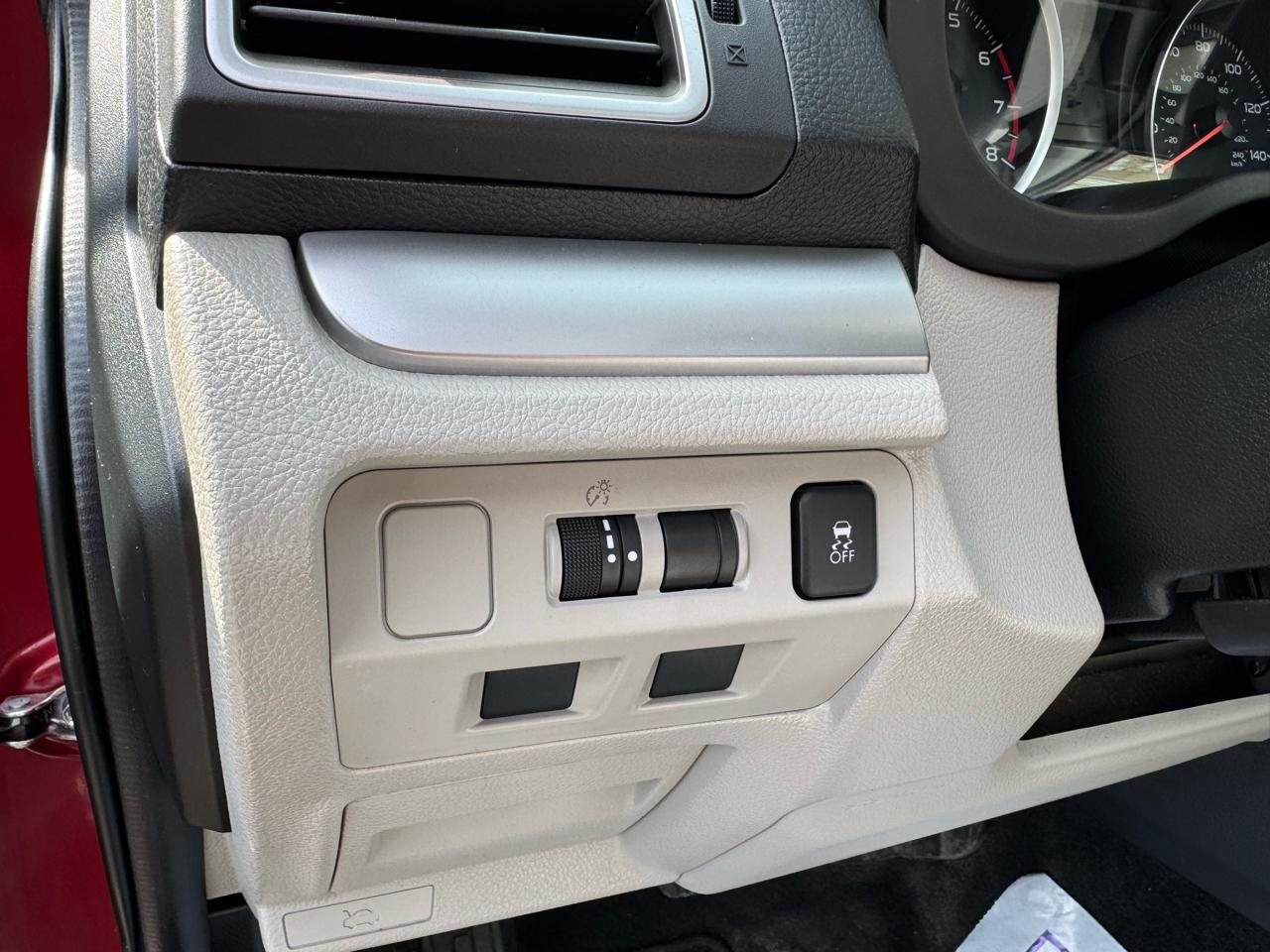 Subaru Forester 4dr CVT 2.5i Premium PZEV 2016