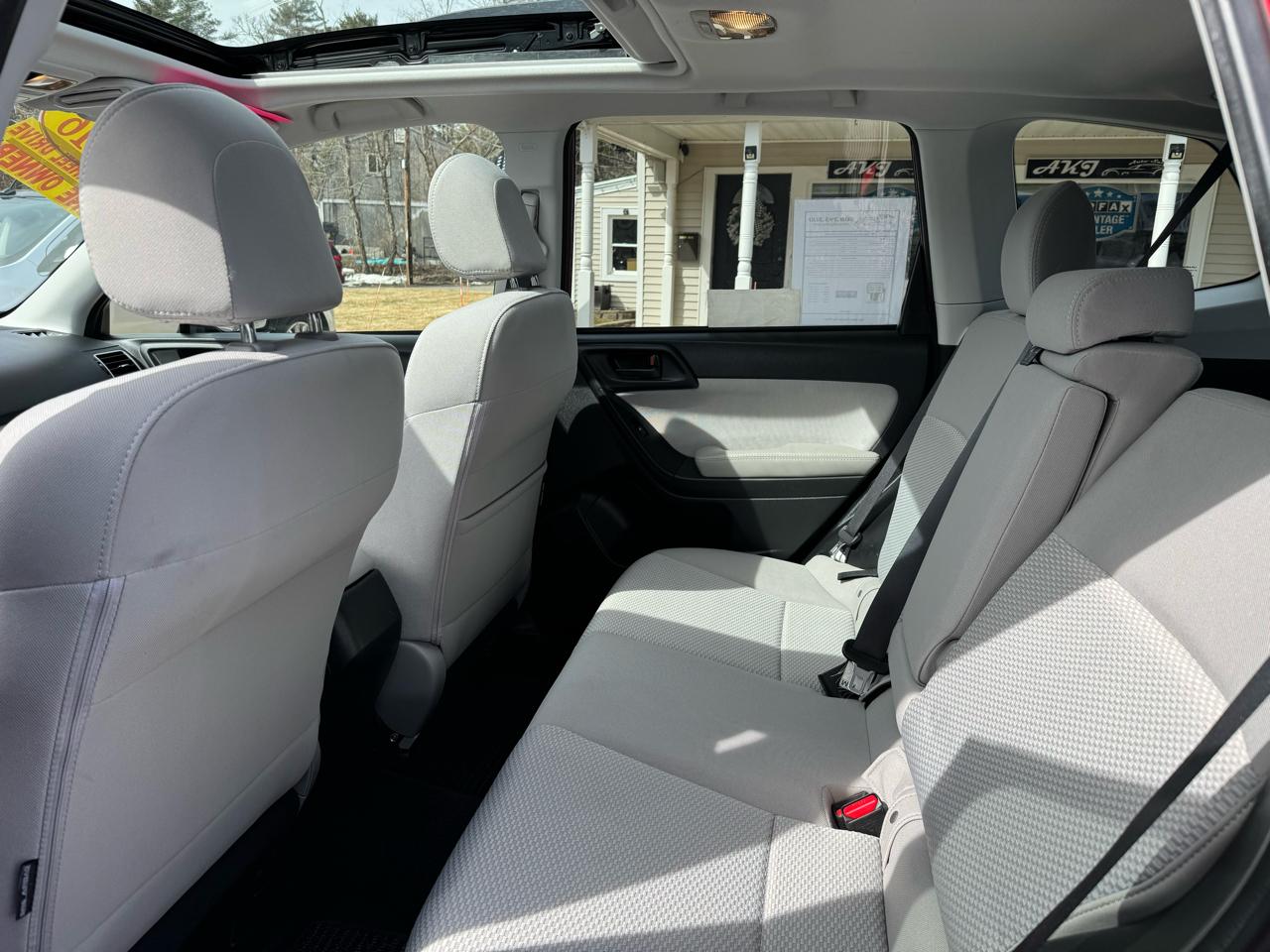 Subaru Forester 4dr CVT 2.5i Premium PZEV 2016