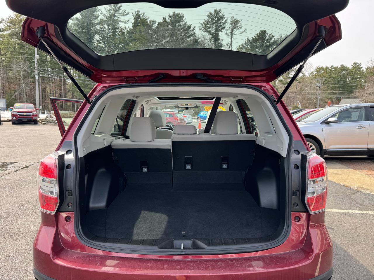 Subaru Forester 4dr CVT 2.5i Premium PZEV 2016