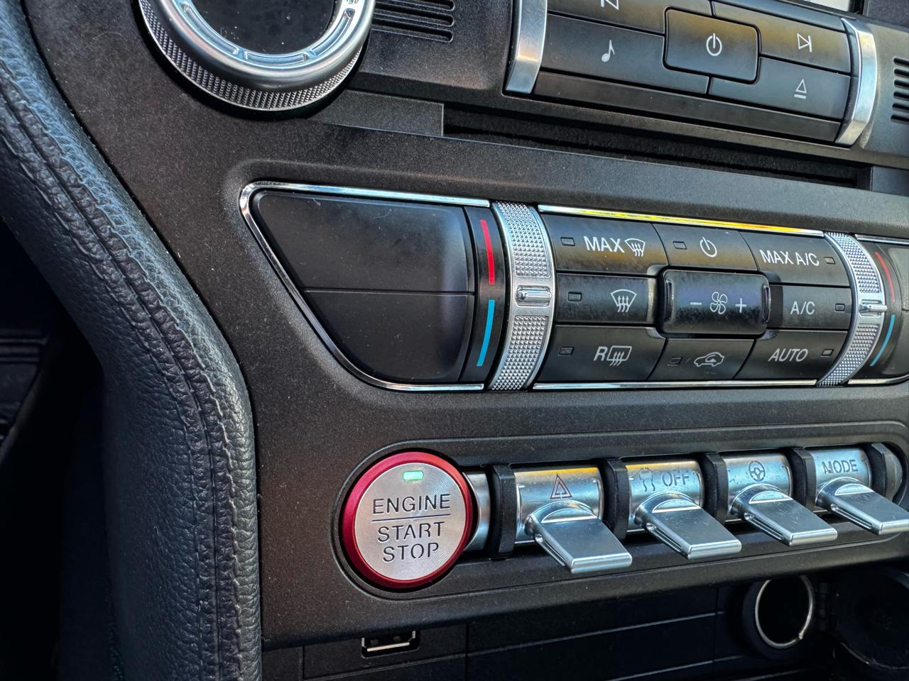 Ford Mustang EcoBoost Premium Fastback 2018