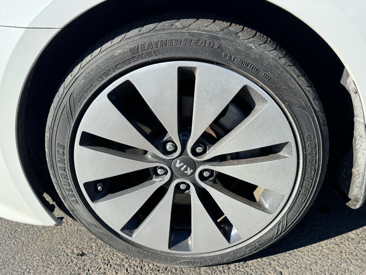 Kia Optima 4dr Sdn 2.0T Auto SX 2011