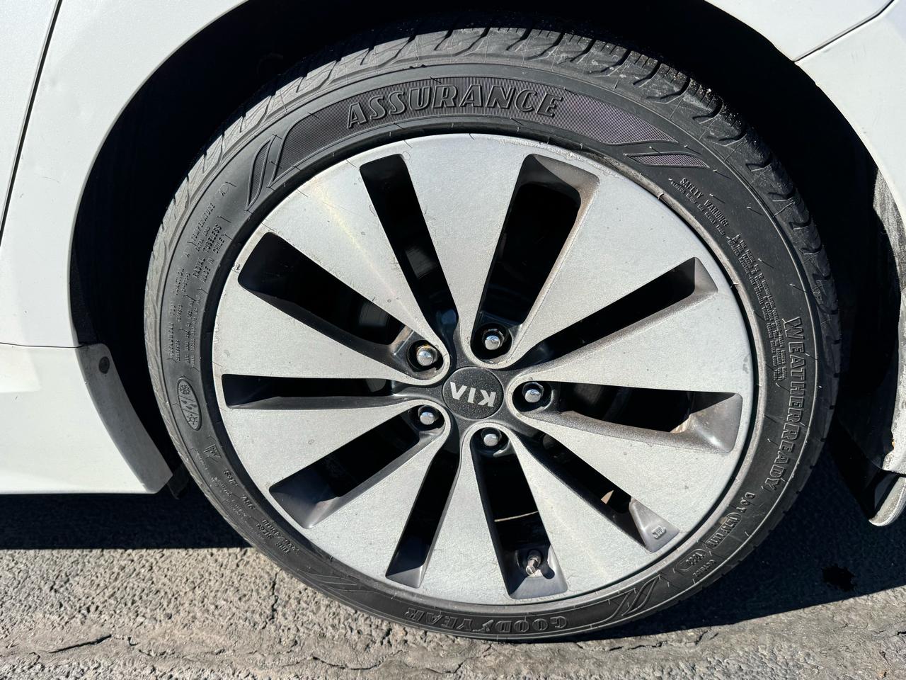 Kia Optima 4dr Sdn 2.0T Auto SX 2011