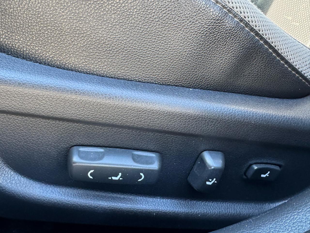 Kia Optima 4dr Sdn 2.0T Auto SX 2011