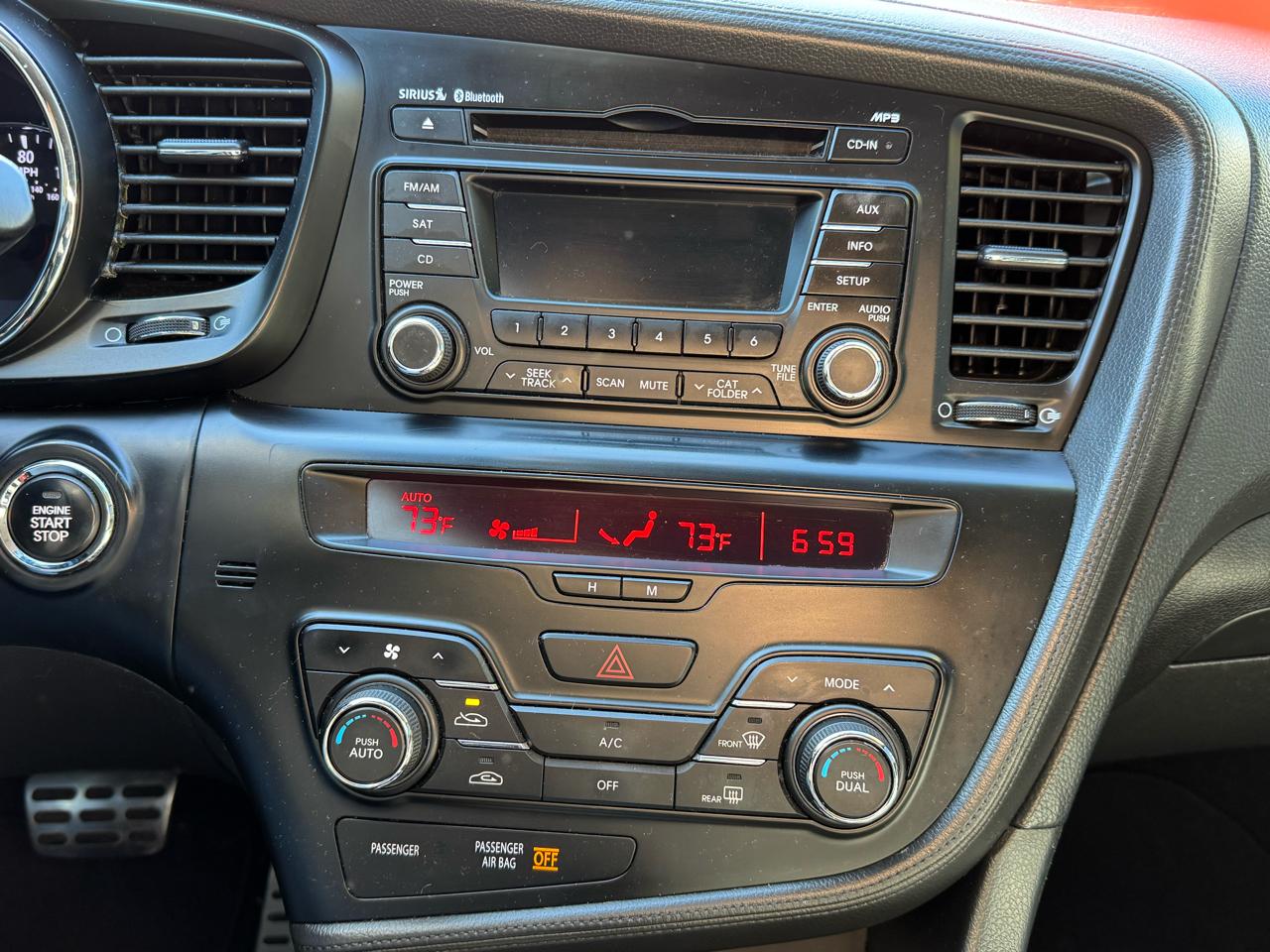 Kia Optima 4dr Sdn 2.0T Auto SX 2011