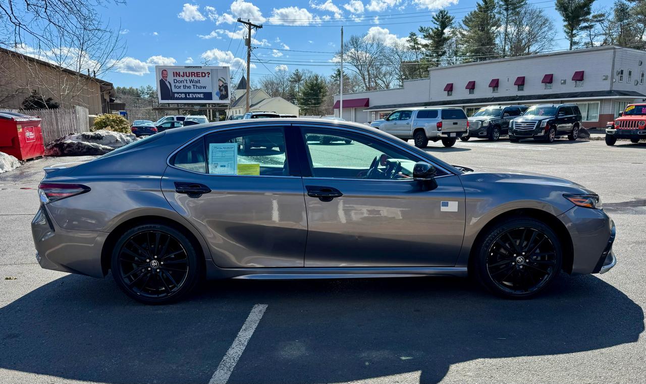 Toyota Camry XSE Auto (Natl) 2021