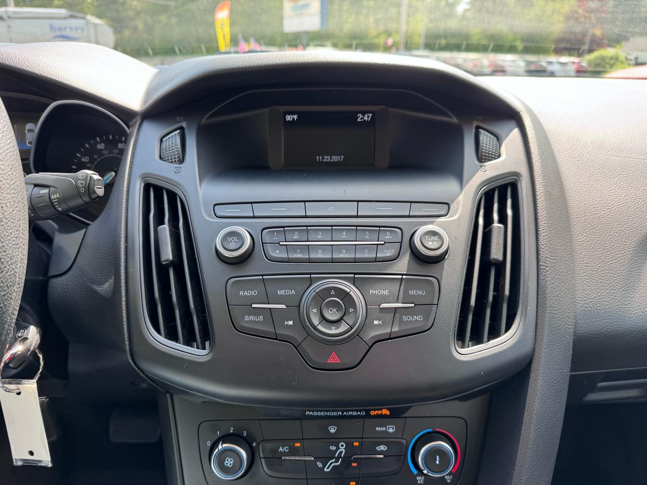 Ford Focus SE Hatch 2018