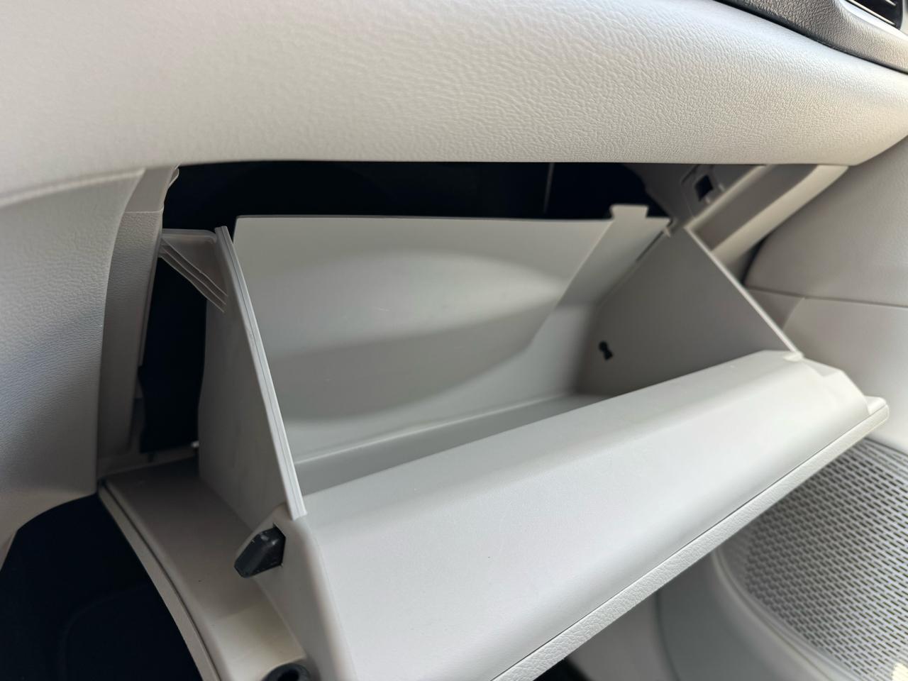 Chrysler Pacifica Hybrid Touring L FWD 2020