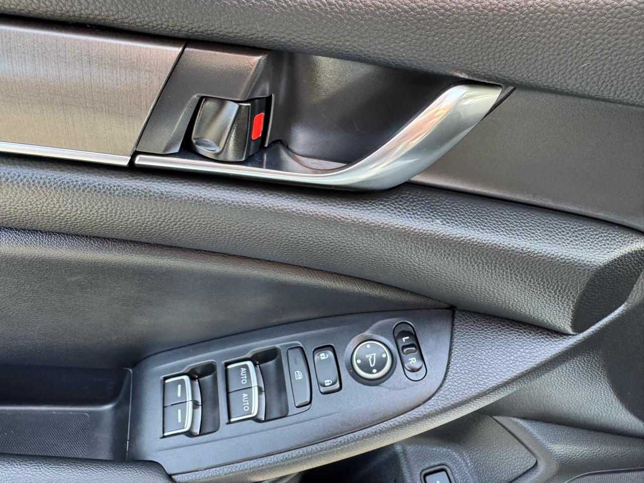 Honda Accord Sedan LX 1.5T CVT 2022