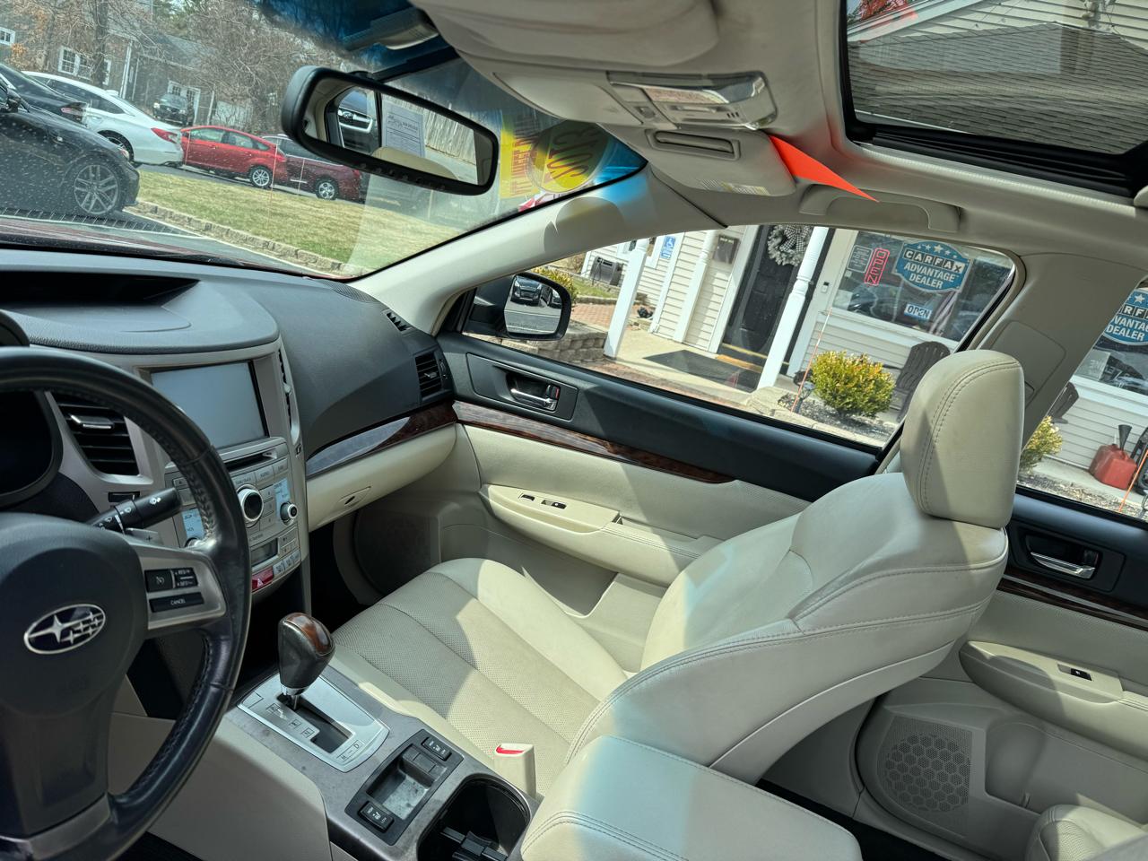 Subaru Legacy 4dr Sdn H4 Auto 2.5i Limited 2013