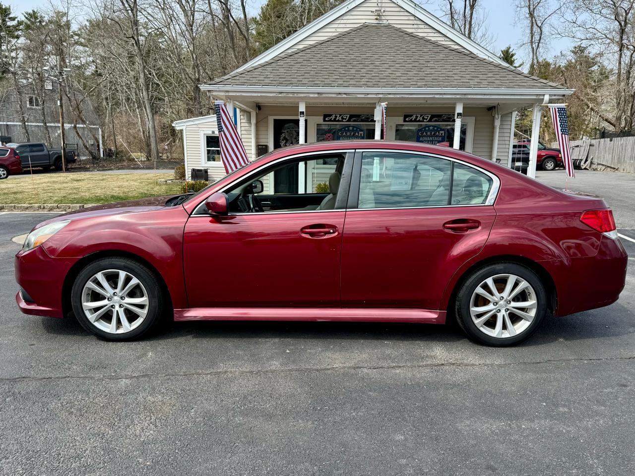 Subaru Legacy 4dr Sdn H4 Auto 2.5i Limited 2013