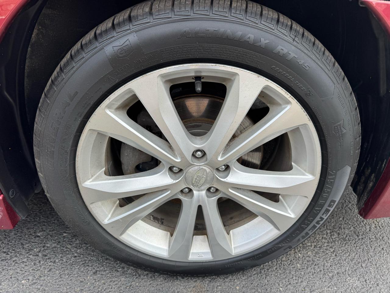 Subaru Legacy 4dr Sdn H4 Auto 2.5i Limited 2013