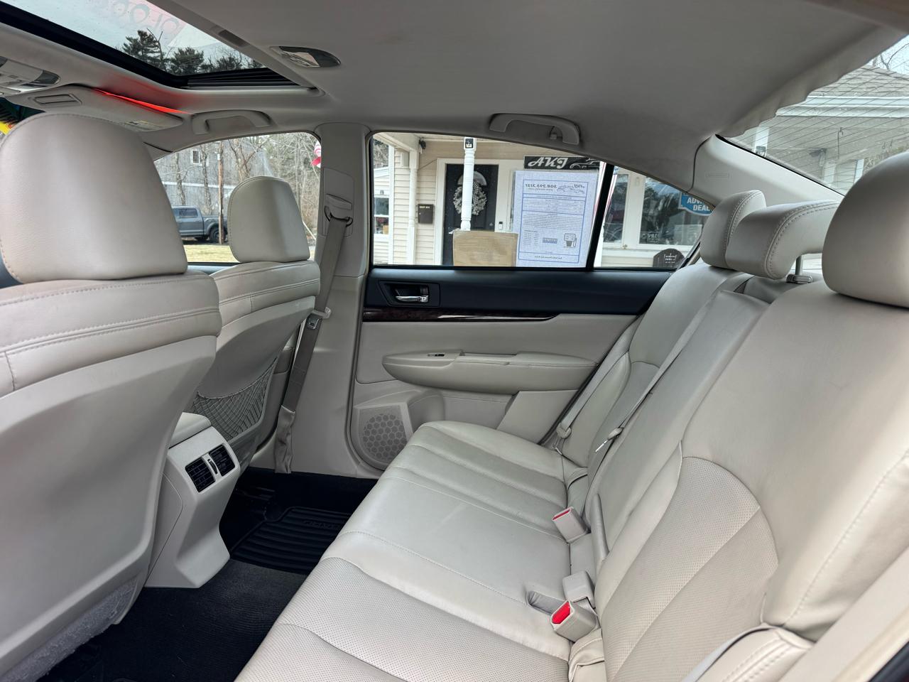 Subaru Legacy 4dr Sdn H4 Auto 2.5i Limited 2013