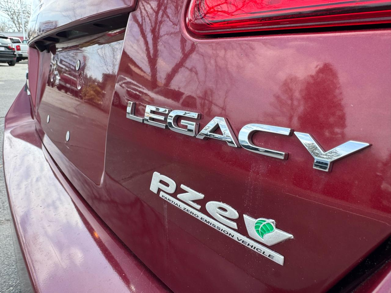 Subaru Legacy 4dr Sdn H4 Auto 2.5i Limited 2013