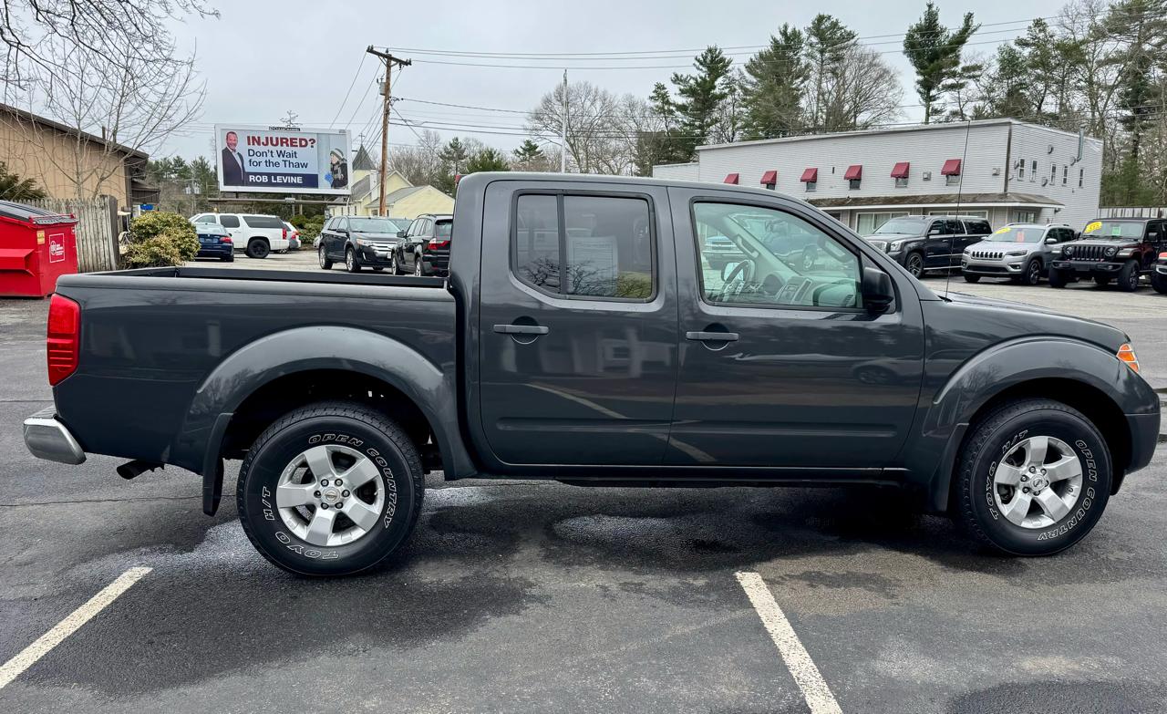 Nissan Frontier 4WD Crew Cab SWB Auto SV 2012