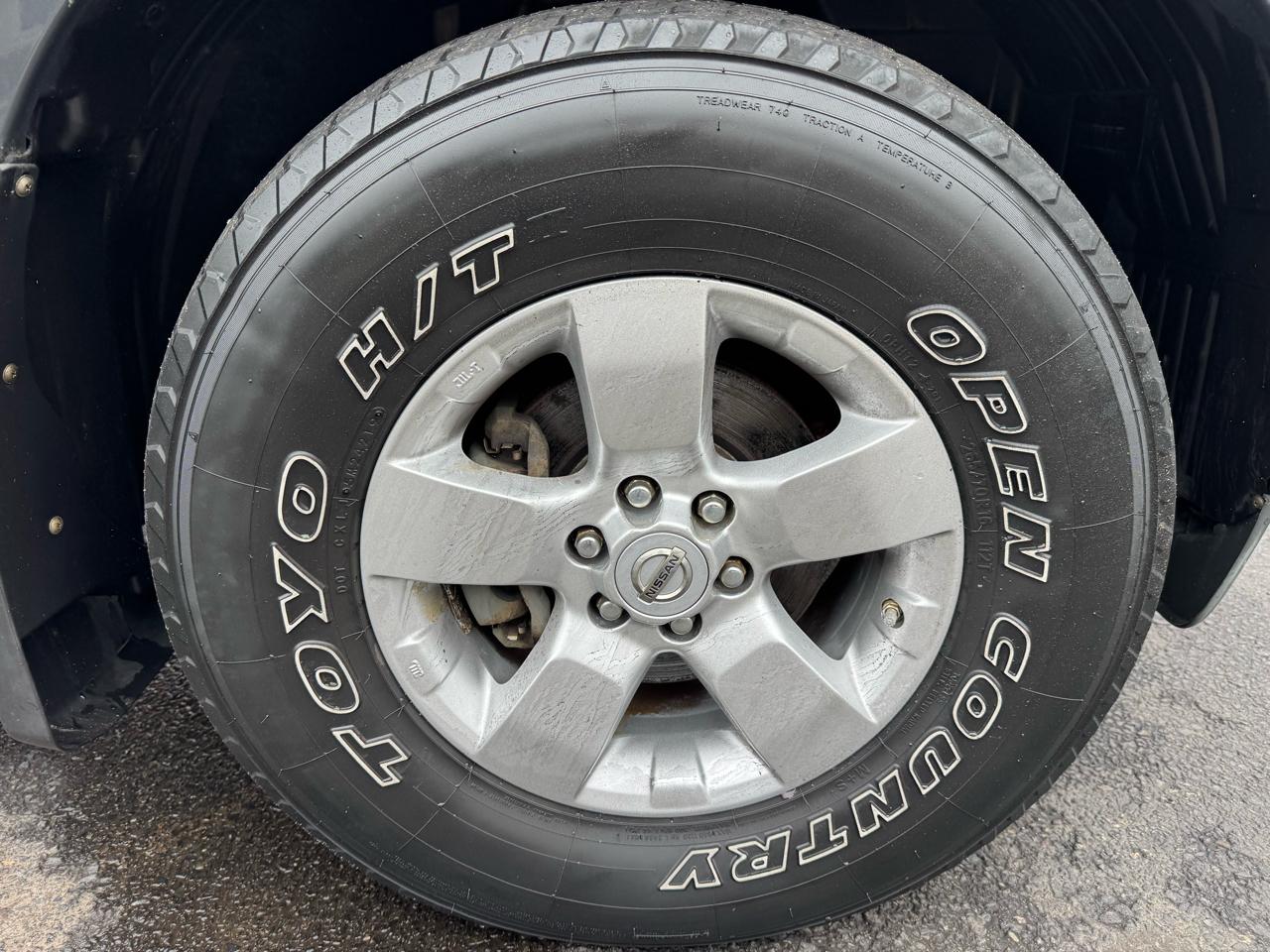 Nissan Frontier 4WD Crew Cab SWB Auto SV 2012