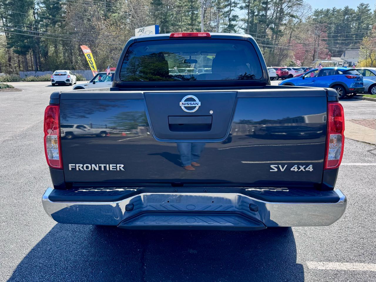 Nissan Frontier 4WD Crew Cab SWB Auto SV 2012
