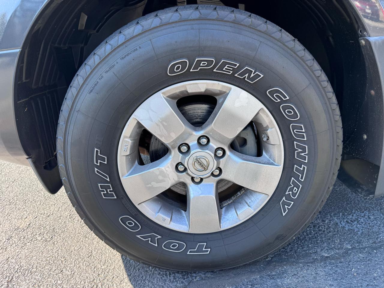 Nissan Frontier 4WD Crew Cab SWB Auto SV 2012