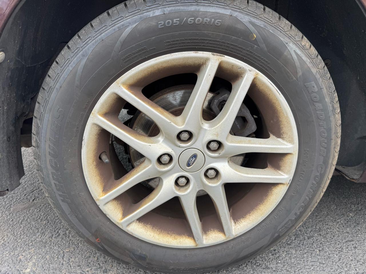 Ford Fusion 4dr Sdn S FWD 2012