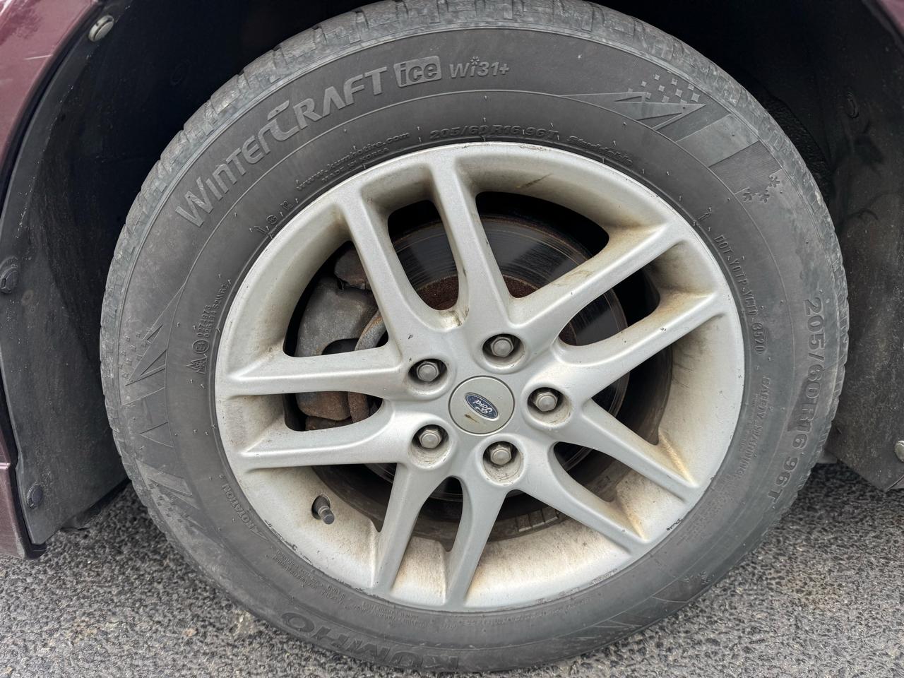 Ford Fusion 4dr Sdn S FWD 2012