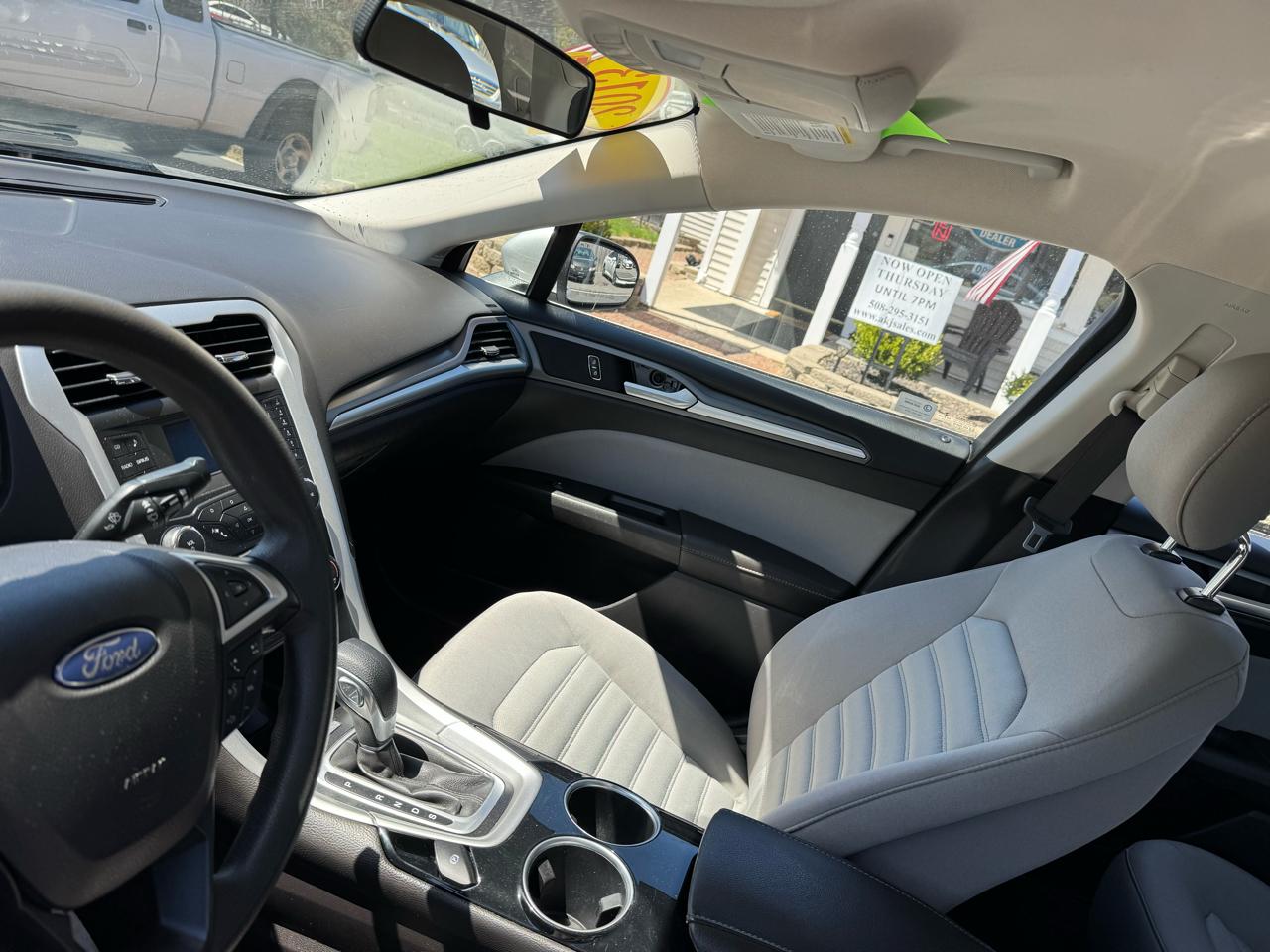 Ford Fusion 4dr Sdn S FWD 2013