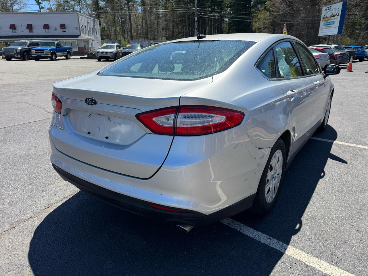 Ford Fusion 4dr Sdn S FWD 2013