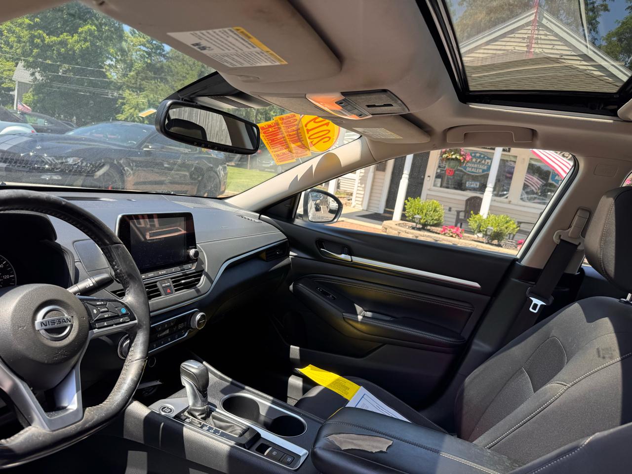 Nissan Altima 2.5 SV Sedan 2019