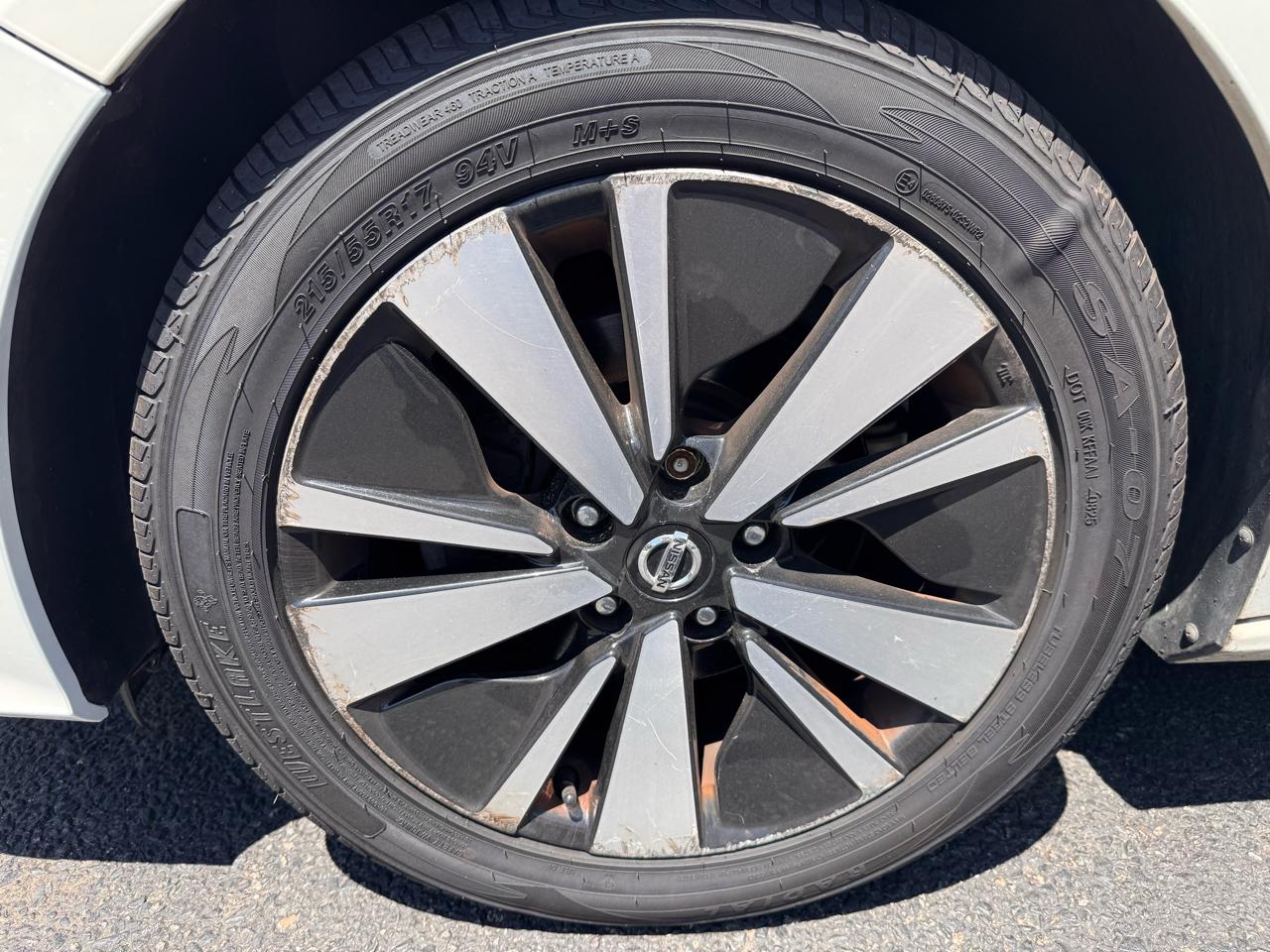 Nissan Altima 2.5 SV Sedan 2019