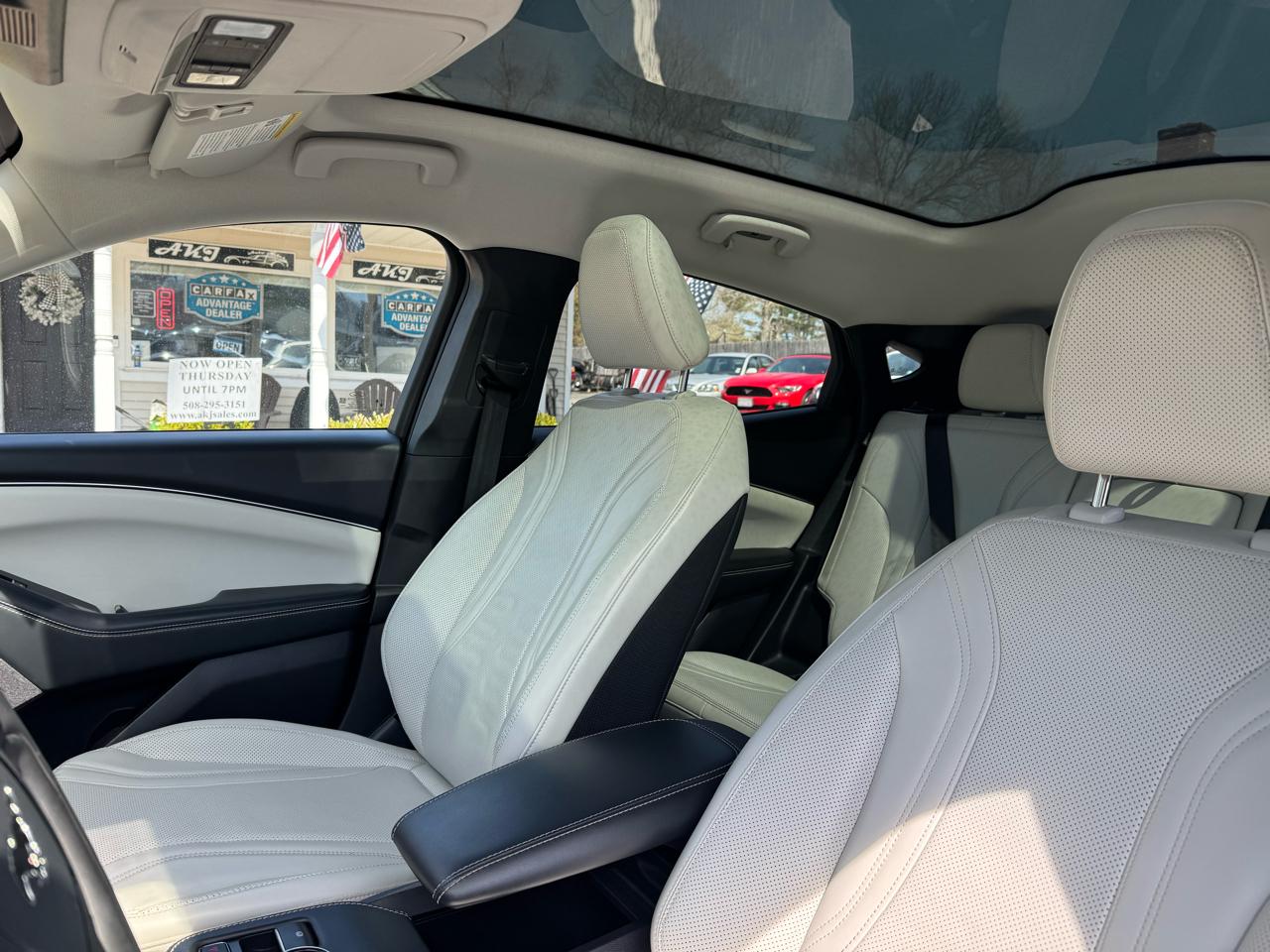 Ford Mustang Mach-E Premium AWD 2021