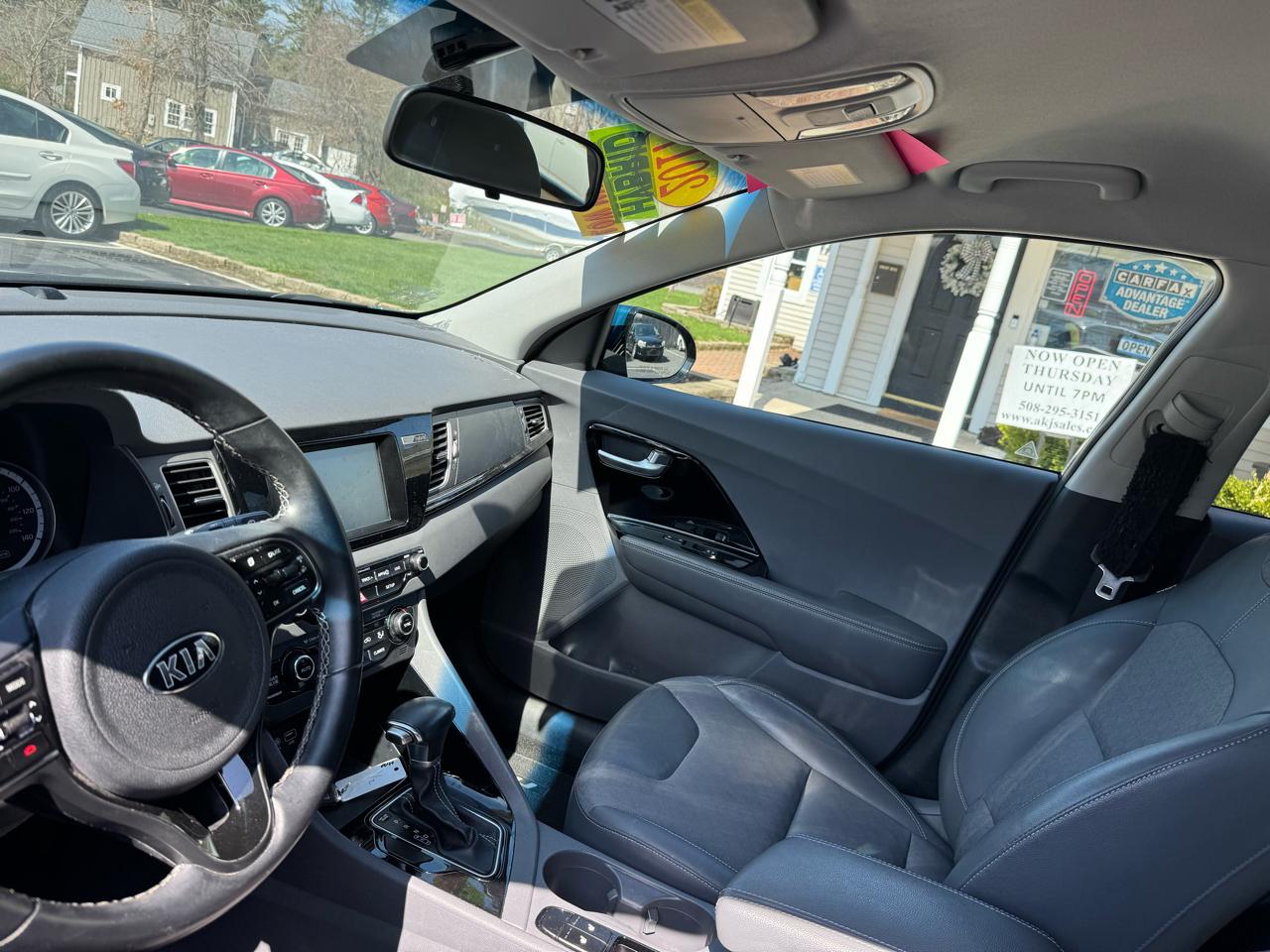 Kia Niro EX FWD 2017