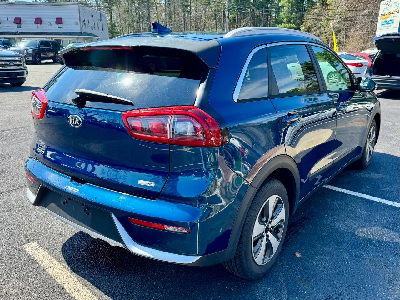 Kia Niro EX FWD 2017