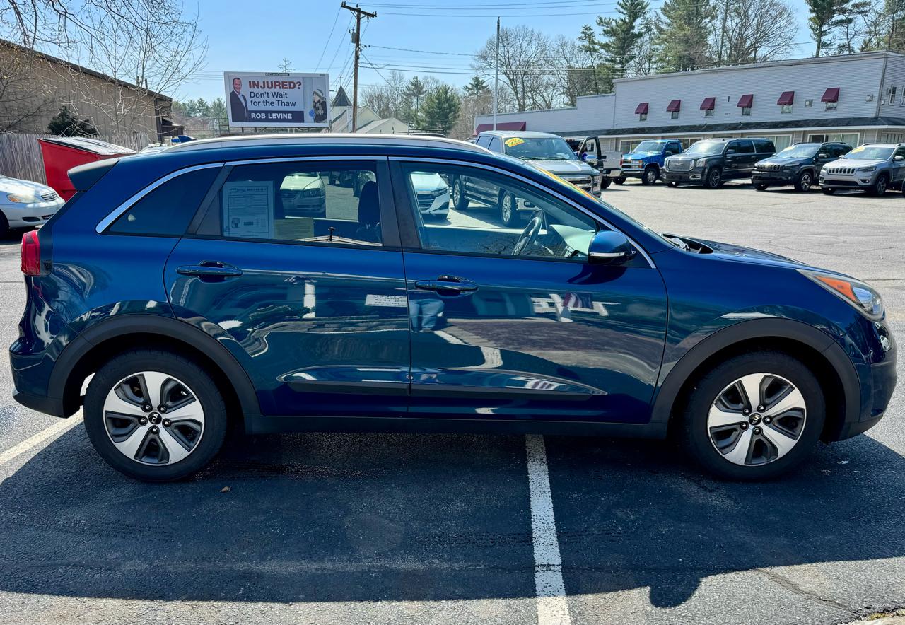 Kia Niro EX FWD 2017