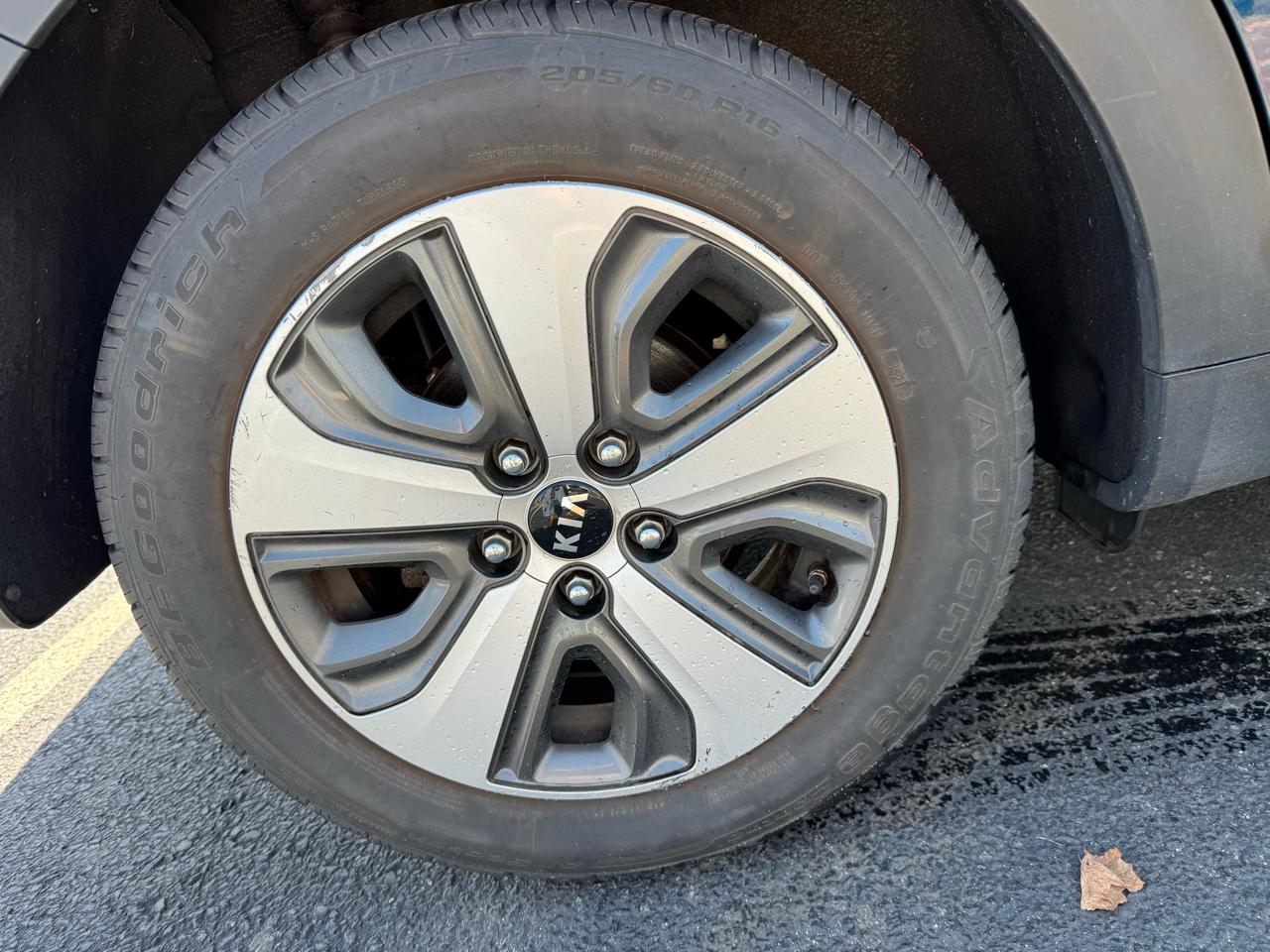 Kia Niro EX FWD 2017