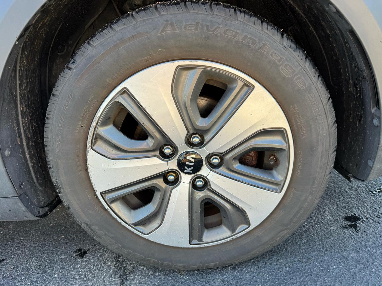 Kia Niro EX FWD 2017