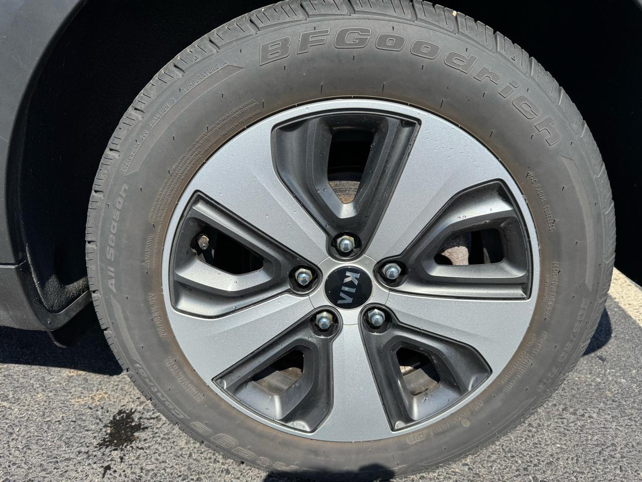 Kia Niro EX FWD 2017