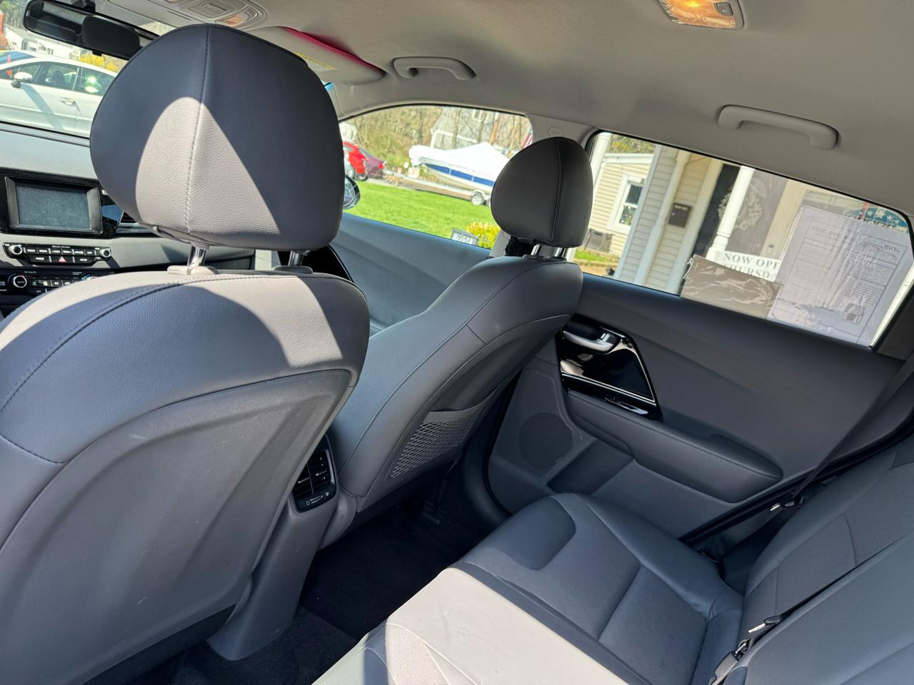 Kia Niro EX FWD 2017